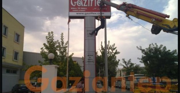 Gazi flex halı için yaptığımız totem tabela