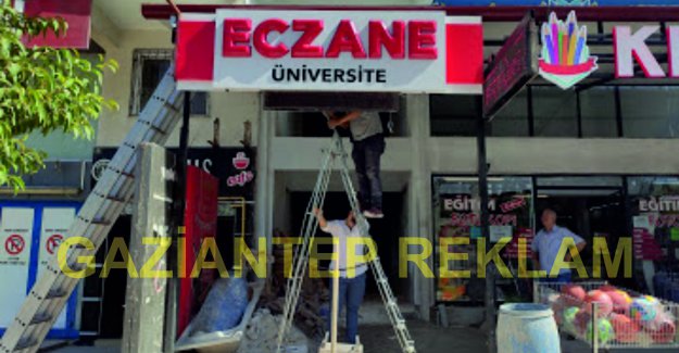 Işıklı eczane tabelası