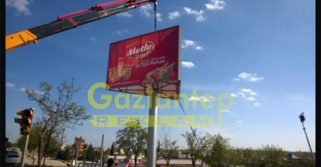 Mutlu makarna prizma totem tabela